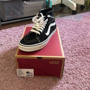 Brand new Sk8-Hi Wide